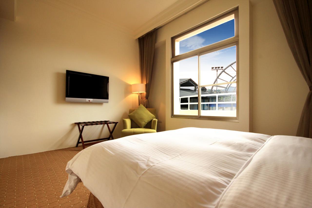 Mountain Fish Water Hotel Jiji Quarto foto