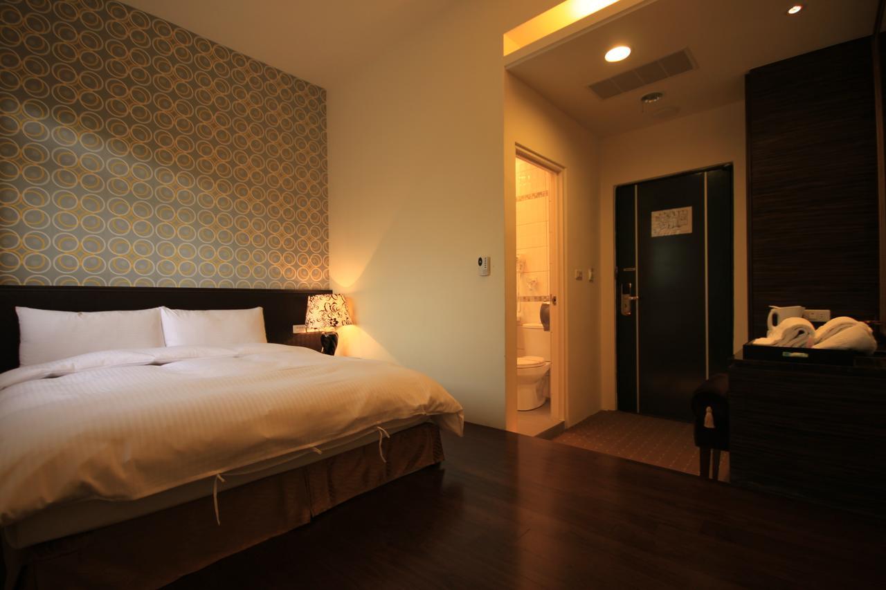 Mountain Fish Water Hotel Jiji Quarto foto