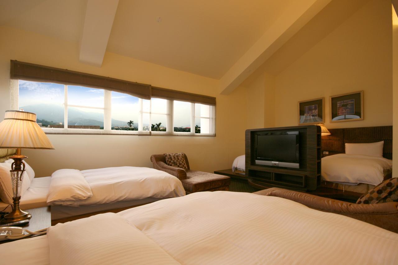 Mountain Fish Water Hotel Jiji Quarto foto