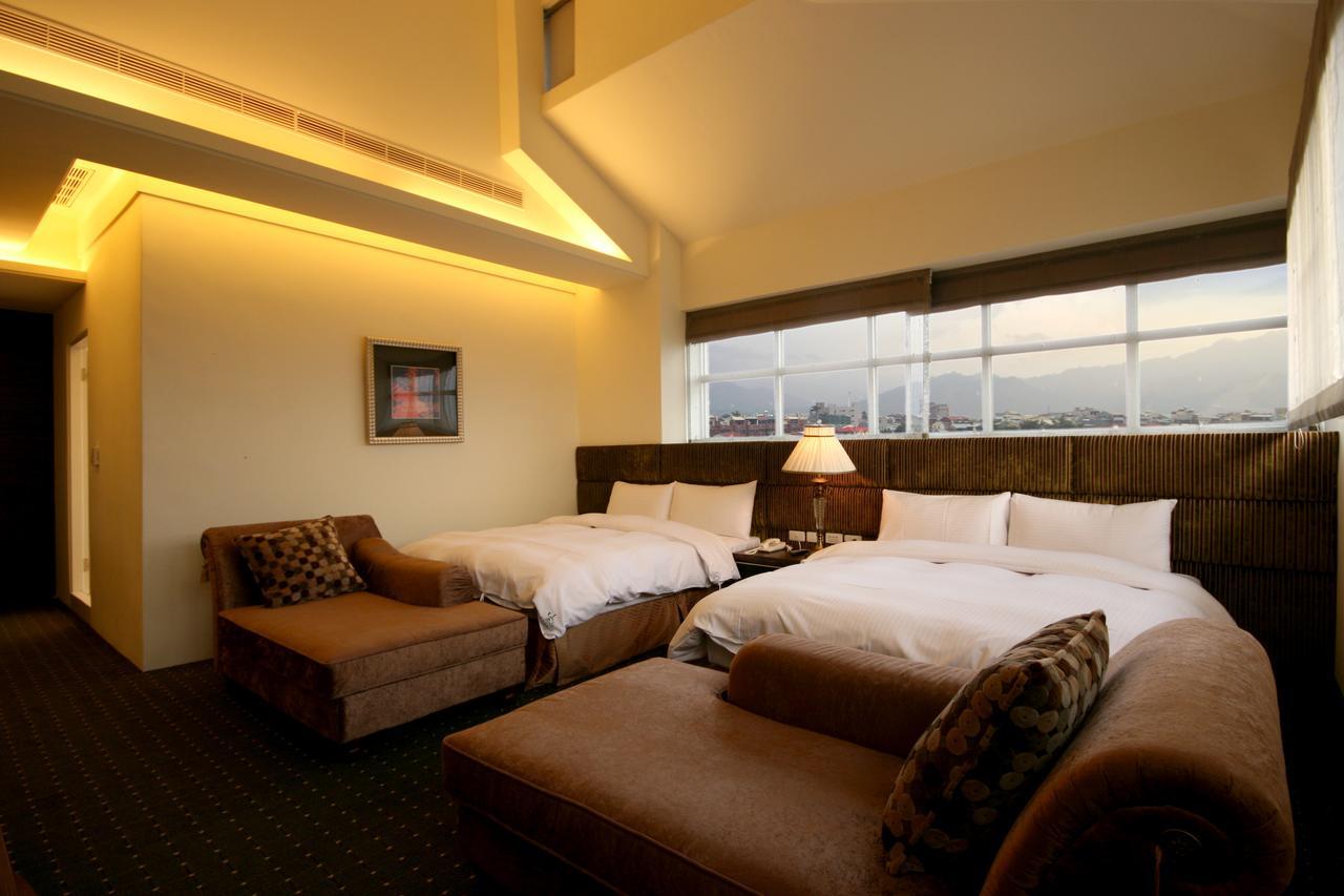 Mountain Fish Water Hotel Jiji Quarto foto